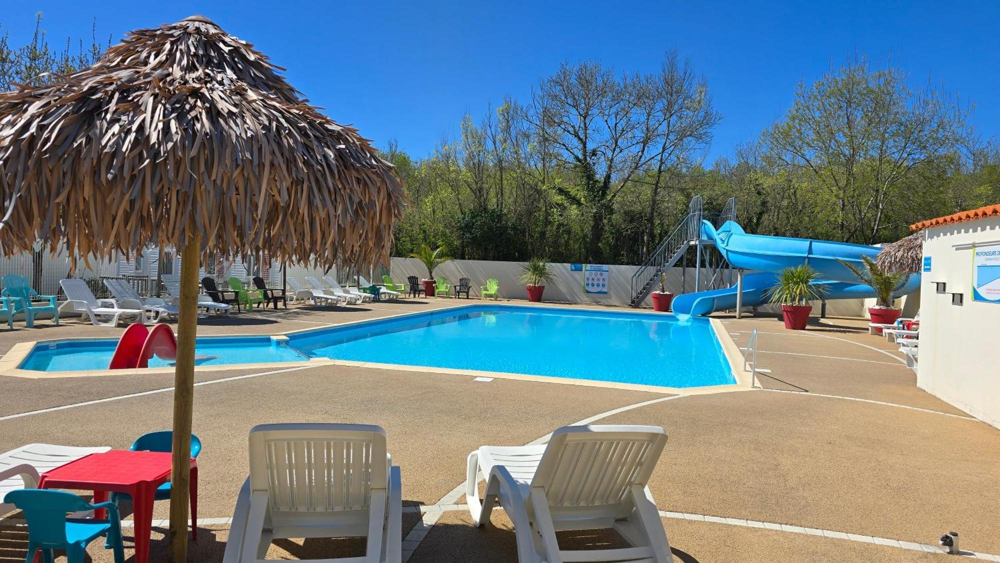 Camping Les Mancellieres Avrillé エクステリア 写真